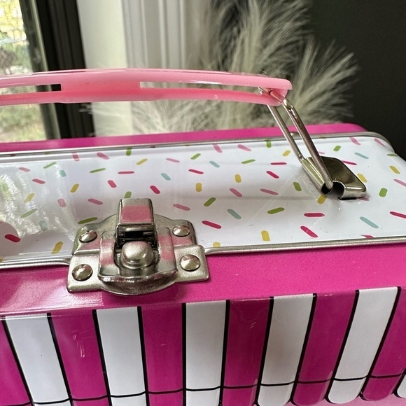 Hello Kitty Lunchbox